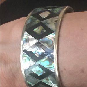 Beautiful bangle bracelet abalone